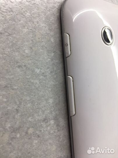 Планшет Samsung GT-P3100 Galaxy Tab 2 7,0 8GB 3G W