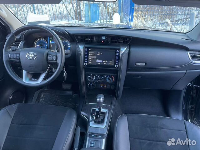 Toyota Fortuner 2.7 AT, 2020, битый, 29 000 км объявление продам