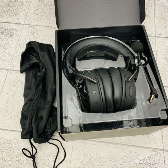 Беспроводные наушники hyperx cloud MIX