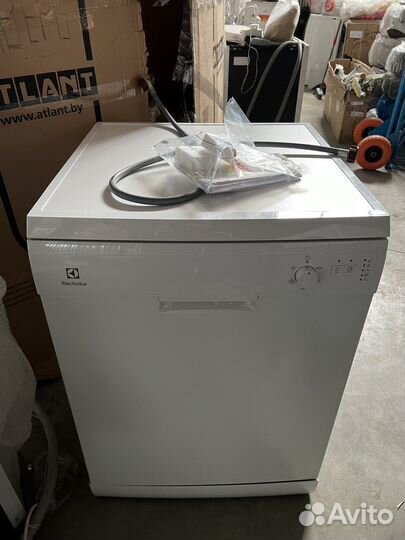 Посудомоечная машина Electrolux ESF 9526 LOW новая