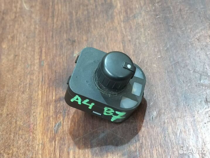 Джойстик регулировки зеркал Audi A4 B7 8E0959565