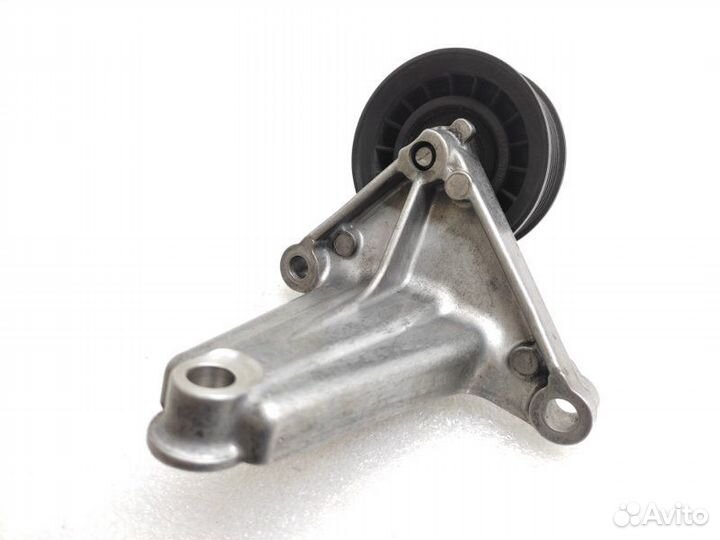 Ролик обводной навесного оборудования