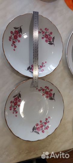 Набор столовой посуды новый