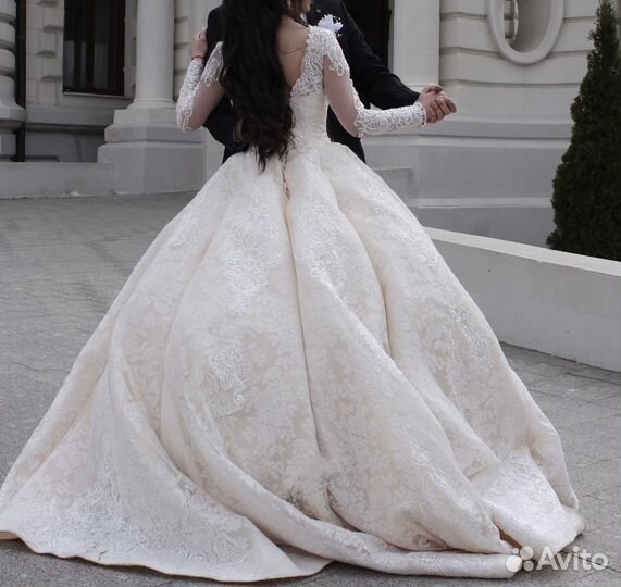 Свадебное платье