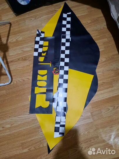 Магниты яндекс такси