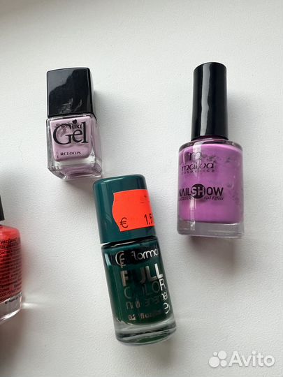 Лак для ногтей пакетом