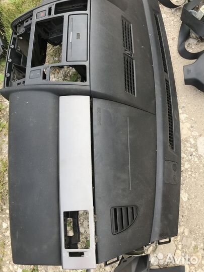 Торпеда с подушками безопасности Nissan Tiida 1