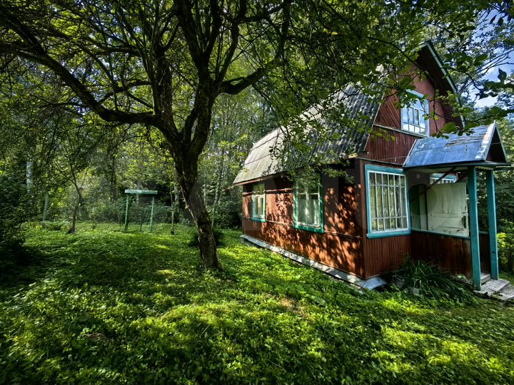 Дача 42 м² на участке 8 сот.