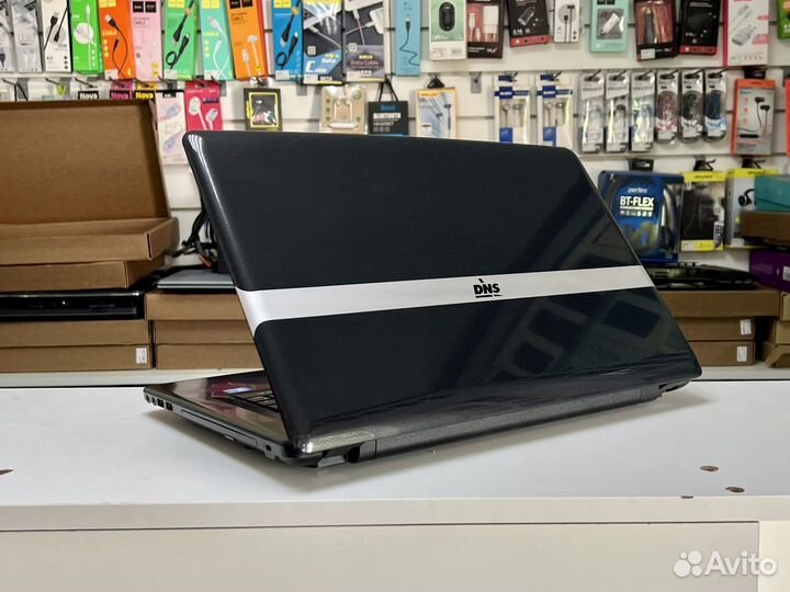 Ноутбук DNS 17.3 Core i5 250gb SSD 8gb Гарантия