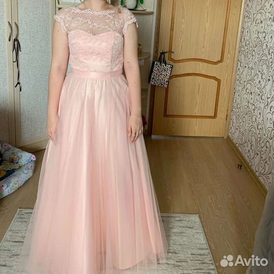 Вечернее платье