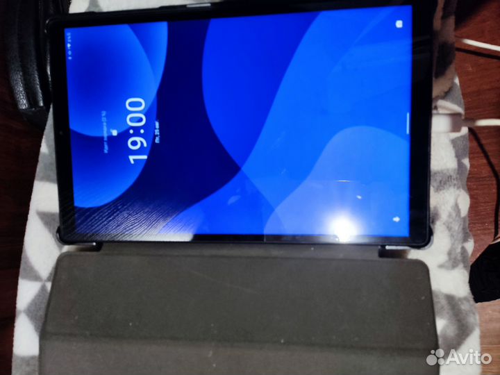 Планшет lenovo tab m10