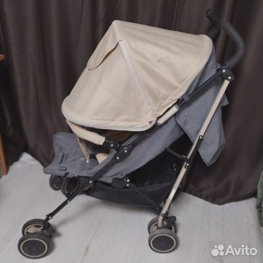Прогулочная коляска трость