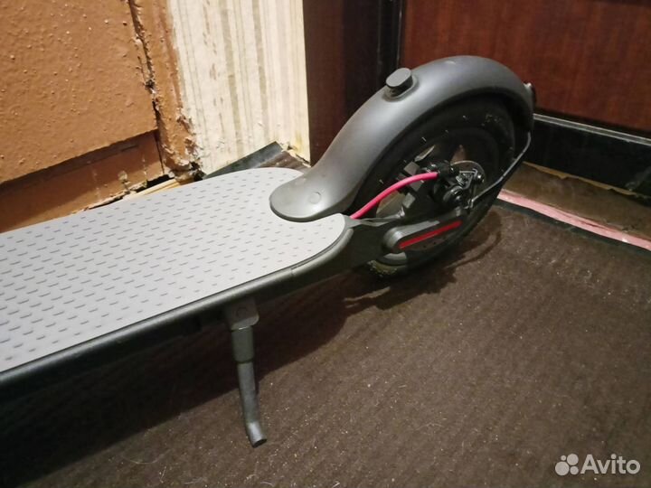 Электросамокат Xiaomi Mi Electric Scooter 1S