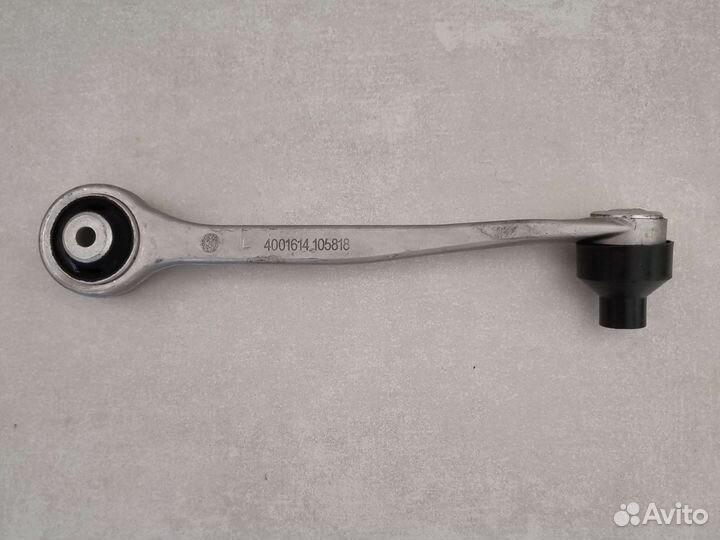 Рычаг Lemforder передний левый верхний Audi A4 B8