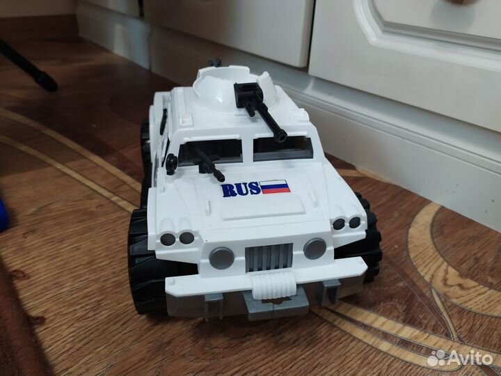 Военная машинка игрушечная