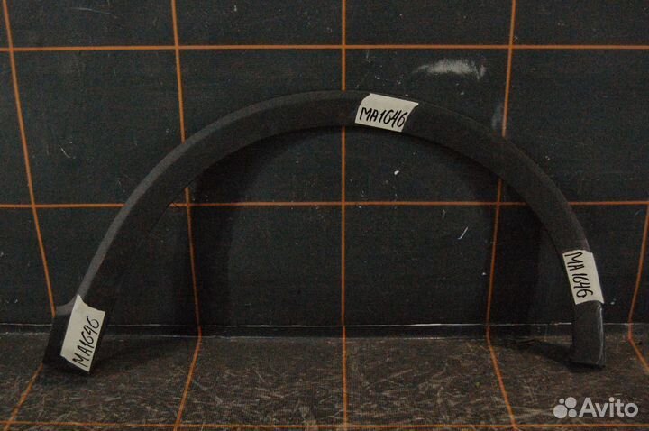 Накладка крыла заднего правого - Honda Civic 8