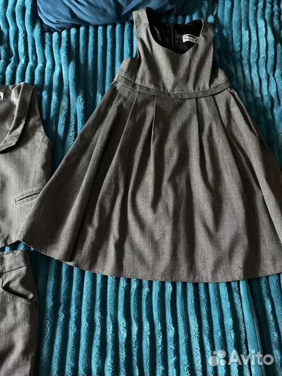 Продам школьную форму sky lake