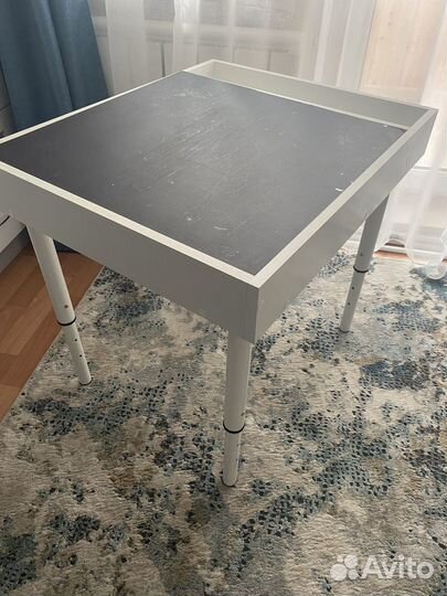 Детский стол для игр с песком