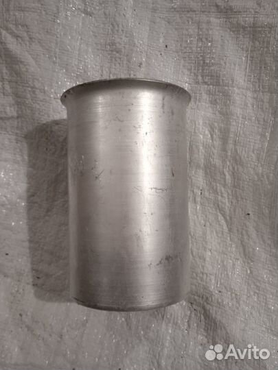 Стаканы алюминиевые лабораторные на 0,5 и 1 л