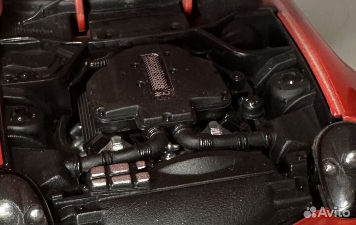 Модель 1:18 BMW Z8 Bburago Тайланд