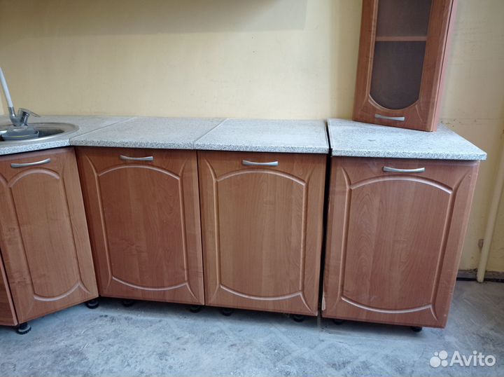 Кухня угловая бу