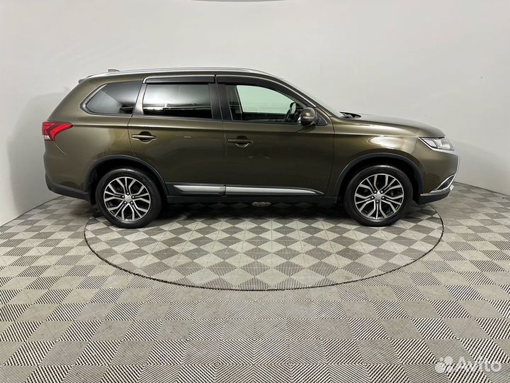 Mitsubishi Outlander 2.0 CVT, 2018, 110 000 км