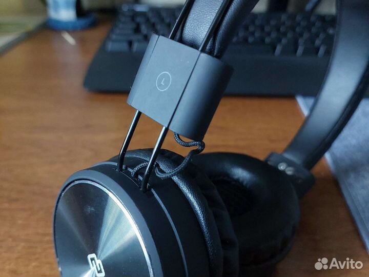 Беспроводные наушники digma BT-12