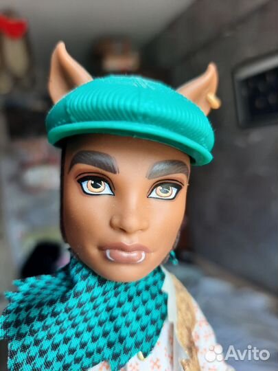 Клод Вульф базовый/скулз аут