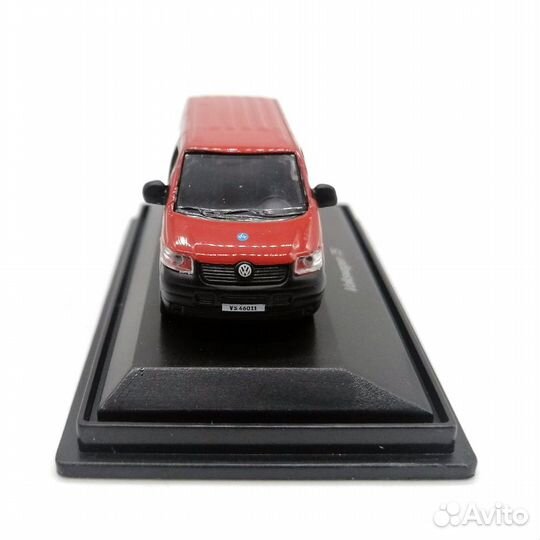 Модель Schuco 452601200 VW T5 Bus Air Zermatt 1:87