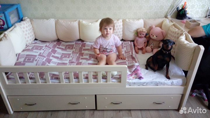 Кровать из массива сосны