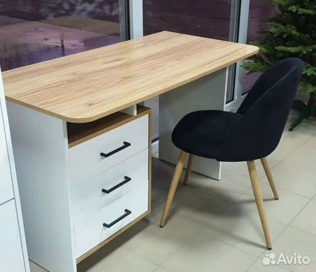 Стол компьютерный лайт