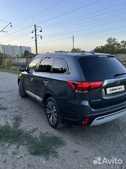 Mitsubishi Outlander 2.4 CVT, 2021, 73 700 км