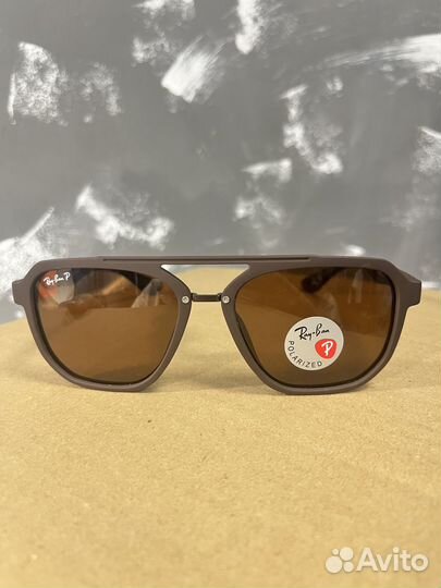 Солнцезащитные очки унисекс Ray Ben