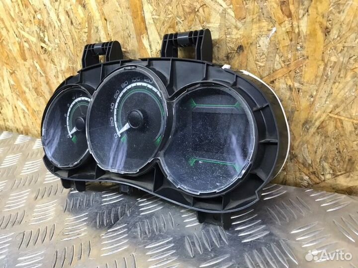 Панель приборов LADA Xray 1.8 2018