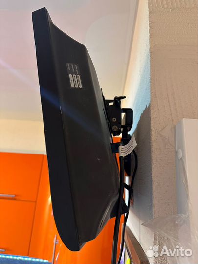 Телевизор samsung