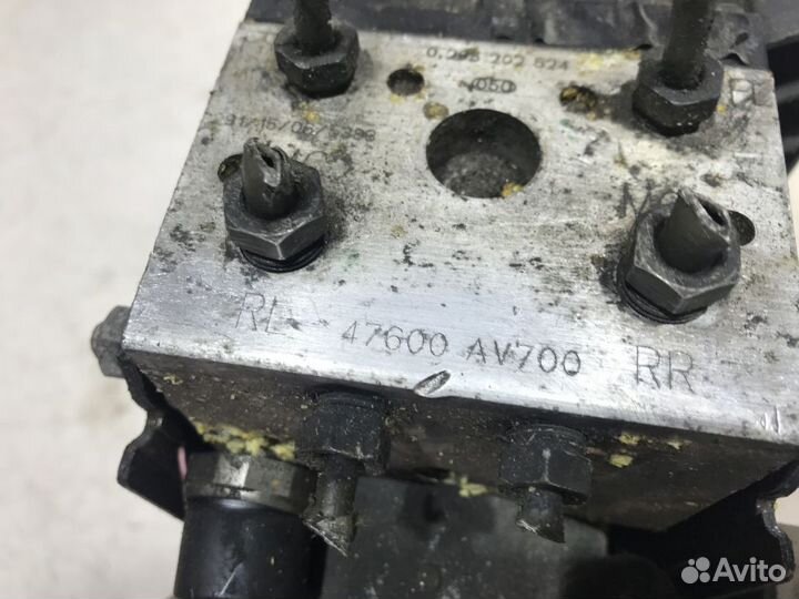 47600AV700 Блок ABS Nissan Primera P12