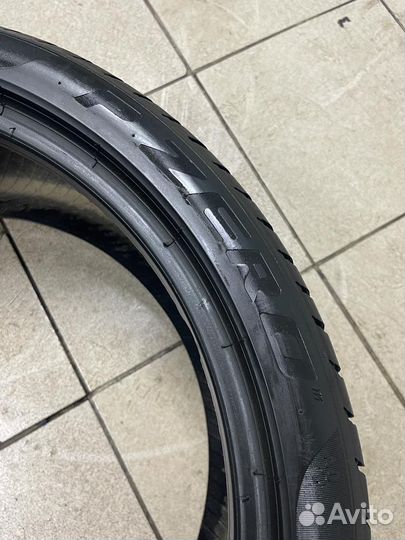 Pirelli P Zero 265/35 R20