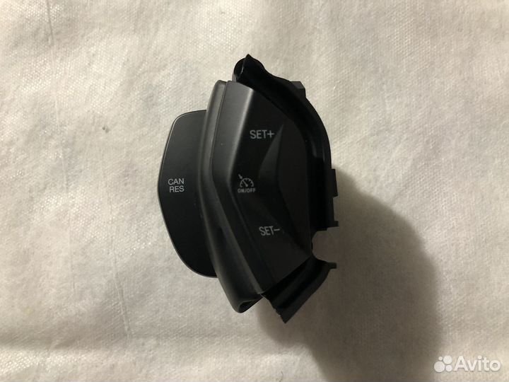 Кнопки круиз-контроля от Форд Фокус 3