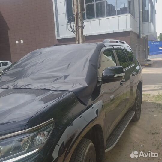 Накидка на стекло от солнца и снега для автомобиля