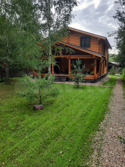 Дом 200 м² на участке 10 сот.