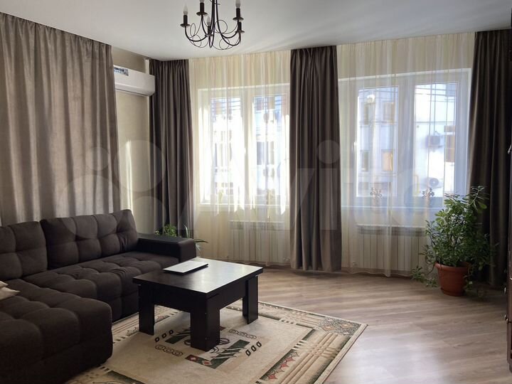 2-к. квартира, 60,5 м², 1/4 эт.