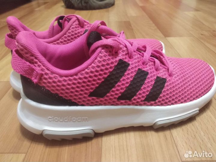 Кроссовки детские adidas, размер 32