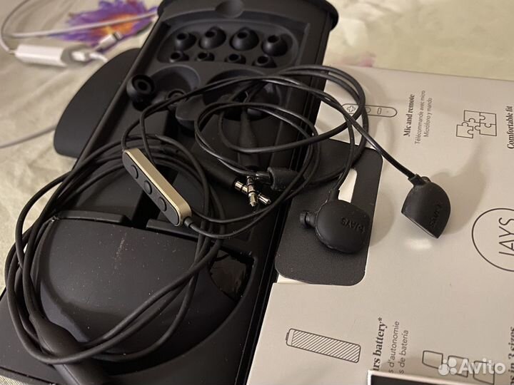 Гарнитура-Наушники Jays T-Jays Four