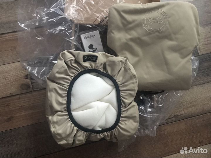 Cybex Lemo Comfort Inlay - мягкая вставка в сту