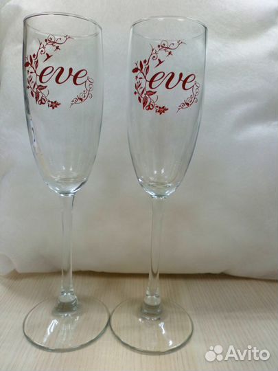 Бокалы для шампанского новые
