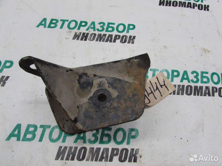 Кронштейн задней балки для Renault Logan 1 2005-20