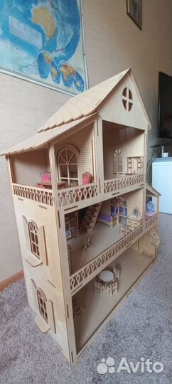 Домик кукольный ручной работы с мебелью