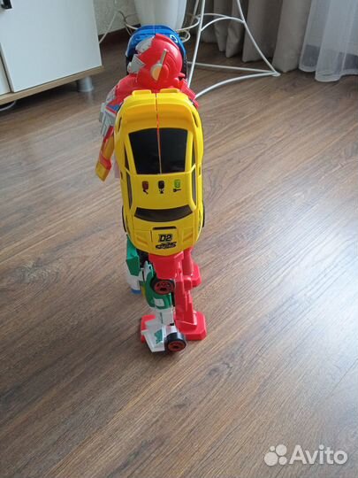 Великан- трансформер 5 в одном