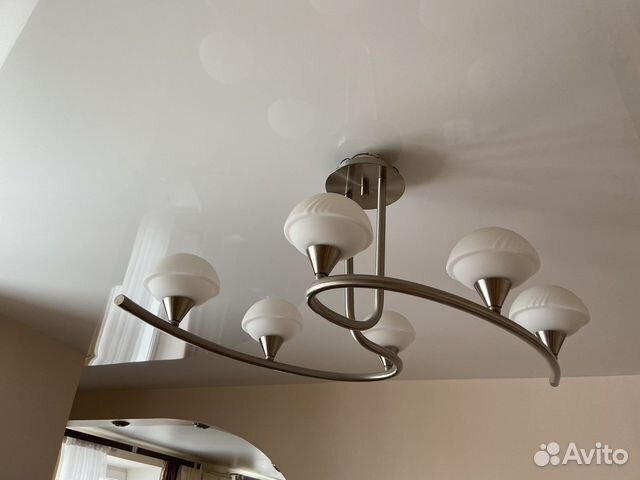 Люстра подвесная потолочная. Светильник
