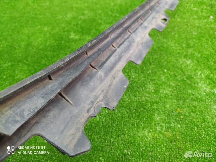 Молдинг лобового стекла правый Fiat Albea 2003